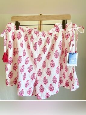 Roller Rabbit White Top with Pink Block Print